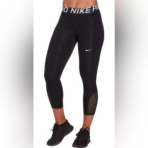Nike Black Cropped Performance Leggings with Mesh Panels